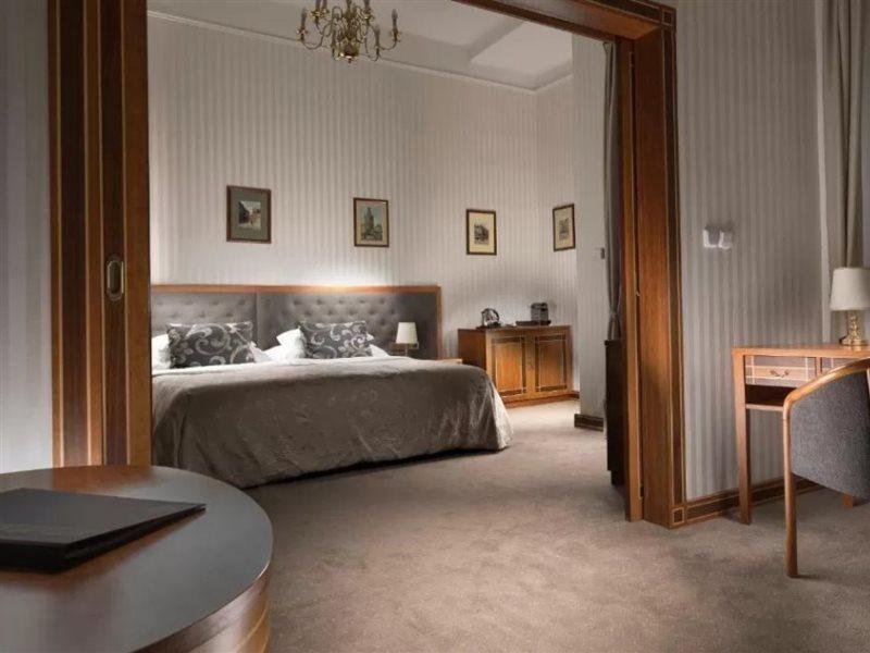Pod Vezi 4* Prague
